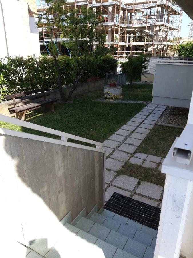 Stella 1 Appartement Roseto Degli Abruzzi Buitenkant foto